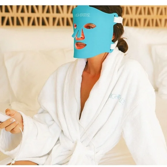 Blue LED Face Mask - Picture 1 of 3